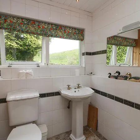 Lake Lodge Holiday home